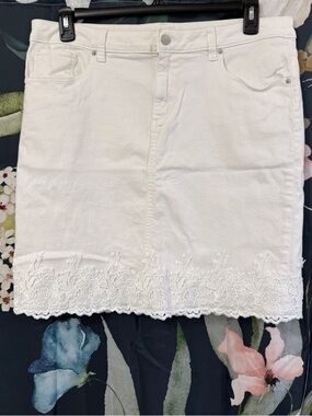 Westport Lace Embroidered Denim Skirt | Size 16 | 98% Cotton